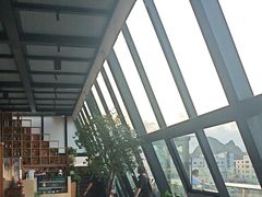 -四月吧餐厅(正阳步行街店)