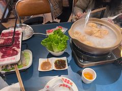 -邹开喜·小海鲜醉鸡煲·潮汕鲜切牛肉店(襄阳北路店)