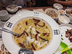 -渔语鱼新川菜Bistro(万象天地店)