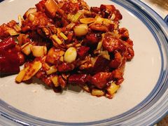 桃仁剔炒鸡-那家小馆•北京菜•烤鸭(中关村店)