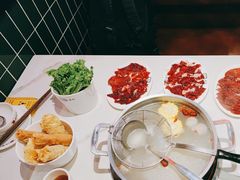 -八合里潮汕鲜牛肉火锅(上海汇智广场店)