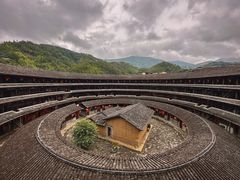 -初溪土楼群