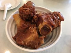 -王记酱骨头馆(新华路一店)