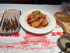 -肥肥虾庄·金牌油焖大虾(汉街SKP店)