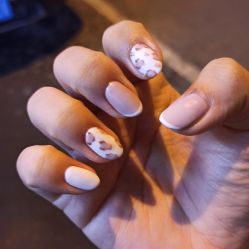 -U+nail优加专业美甲美睫