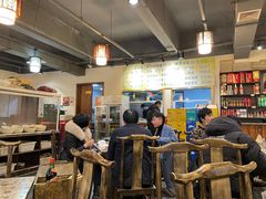 大堂-肖肖酸萝卜鱼火锅(总店)