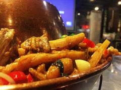 -龙巢盱眙龙虾·牛蛙·烧烤宵夜(八卦岭店)