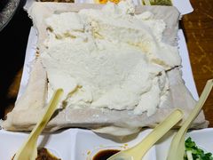 一块豆腐-95号酱骨·一块豆腐(展春园西路店)