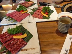 -炼火烤肉店