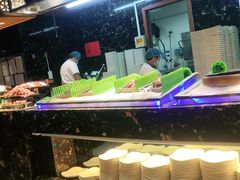 自助取餐区-佰烧海鲜烤肉火锅自助(世茂国际广场店)