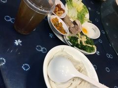 -桥香园云南过桥米线(金马碧鸡店)