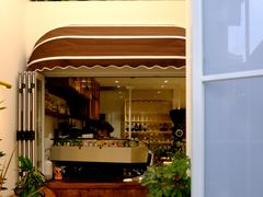 -Line 咖啡(石厦花园店)