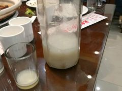 豆浆-老码头黑皮肘子锅包肉熏酱水饺(文政街店)