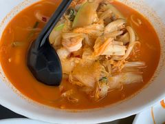 辣海鲜面-桃园中华料理炸酱面(燕儿岛路店)