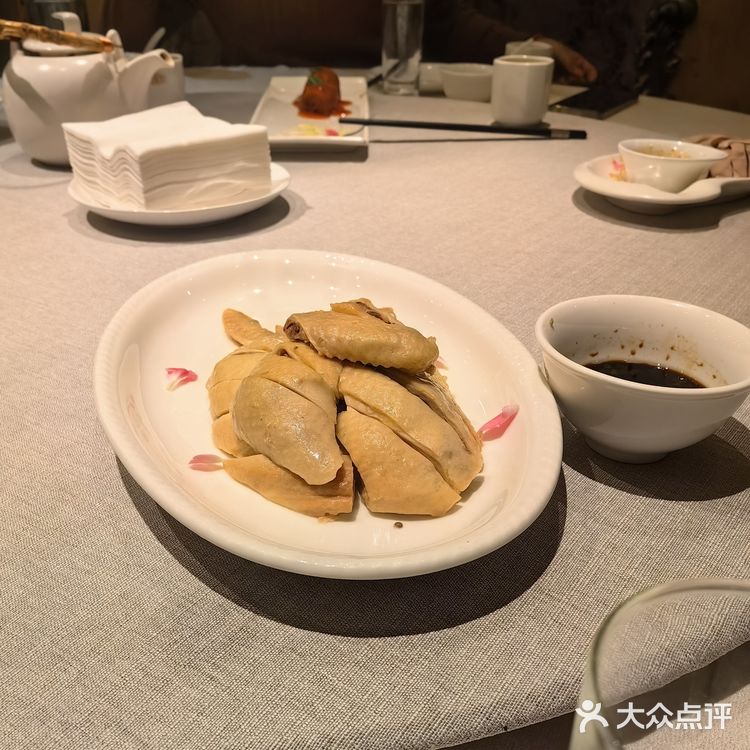 场中路的美食传奇