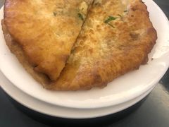 -周老三跷脚牛肉·全牛火锅(非遗传承店)