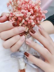-蜜丝卡伦美甲美睫半永久