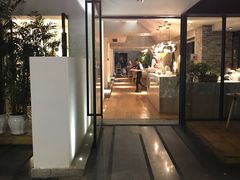 门面-渝半城经典川粤菜(重庆天地店)