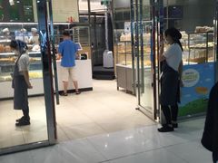 门面-BreadTalk面包新语·烘焙蛋糕(高德置地春广场店)