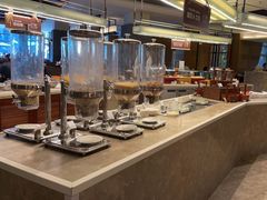 -三亚湾海居铂尔曼度假酒店