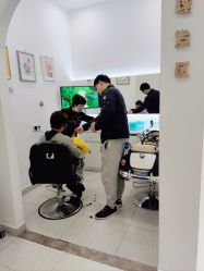 -Pony Baby宝尼婴幼儿游泳SPA馆