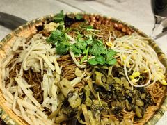 海南粉-琼菜坊·无鸡不成宴·海南菜老爸茶糟粕醋(海口骑楼老街店)