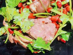 盐边牛肉-胖哥俩肉蟹煲(虹口龙之梦店)