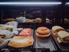 -星巴克(北京中关村北京国际店)
