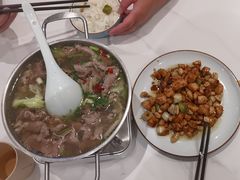 -犇逸·乐山跷脚牛肉·四川现炒(览海店)