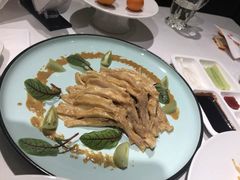 -贝勒爷·酥不腻烤鸭