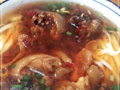 -矮子粉店1985·长沙米粉(湘春路店)