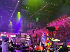 -喜鹊音乐酒馆(西街店)