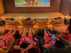 -涨巢·潮玩水疗局