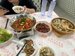 -堂瓦里·33年传统赣菜(第一街区店)