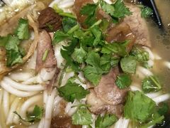 -鑫花溪牛肉米粉(文星广场店)