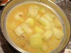 -禄婶鸡煲·打边炉