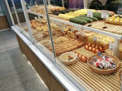 -焙丽拾光(麦凯乐直营店)