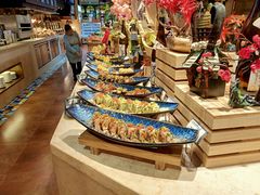 自助取餐区-亚马逊环球美食百汇(新城吾悦广场店)