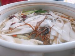 -撒拉人家.酸菜牦牛肉火锅