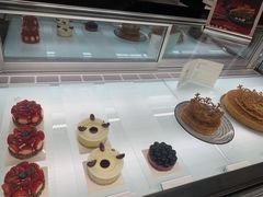 -潮一不贰·法式甜品·生日蛋糕·西式简餐(外滩店)