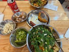 -柳州肥姨妈大骨螺蛳粉(东靖路店)