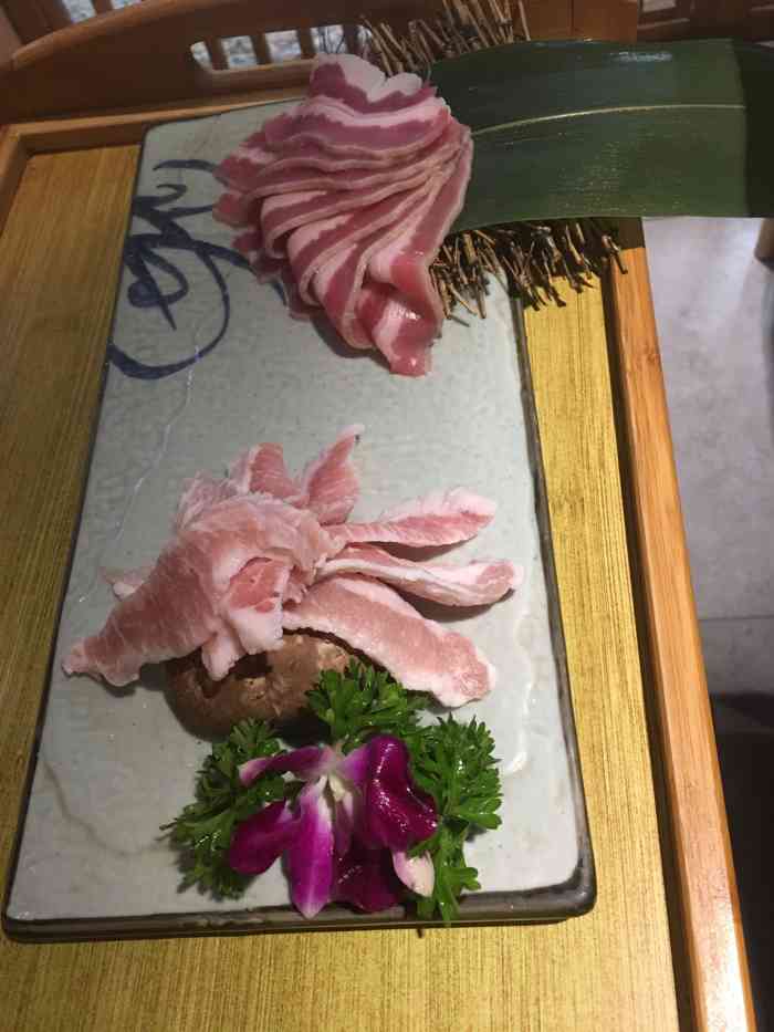 61人赞1莜紫樱香9月14日 18:26打分一家位于百盛74楼的日式烤肉搞