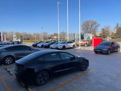 -TESLA 特斯拉(北京南四环中路特斯拉中心)