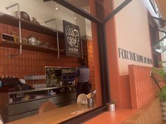-必胜客(上海华谊新所店)