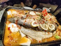 -里岛烤鱼(东港凯虹广场店)