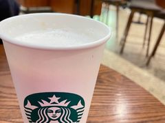 红丝绒馥芮白-星巴克臻选(广州沙面店)