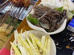 -灌县老妈砂锅串串香(万科红生活广场店)