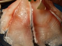 -老牌坊云南鱼豆花火锅(爱建店)