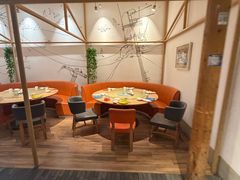 -渝信川菜 · 川味家常菜(财富购物中心店)