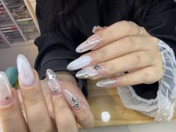 -J·花崎美睫美甲